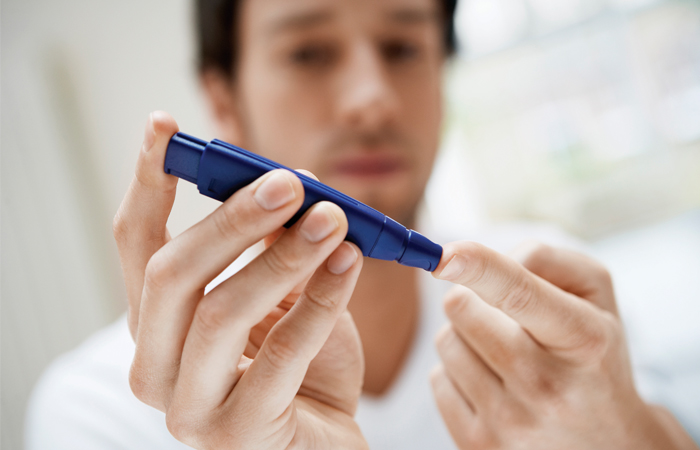 diabetes_man_bloodcheck.jpg