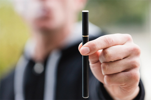 E cigarettes smoking cessation.jpg