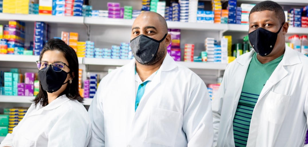 Pharmacists ethnic 1075.jpg